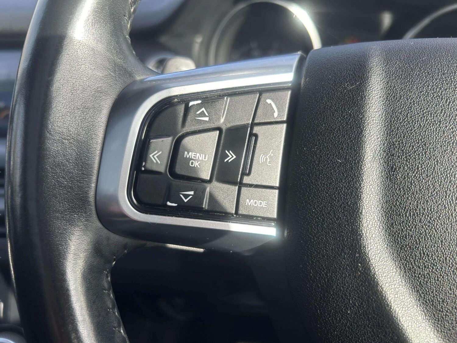 Used Land Rover Discovery Sport 2016 for sale - 76688988: Photo 26