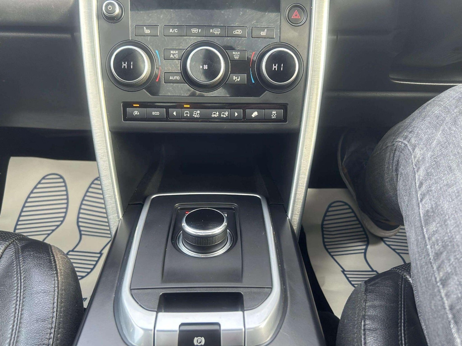 Used Land Rover Discovery Sport 2016 for sale - 76688988: Photo 32