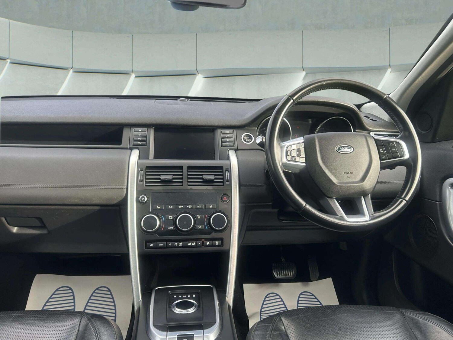 Used Land Rover Discovery Sport 2016 for sale - 76688988: Photo 44