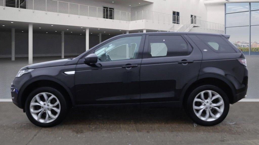 Used Land Rover Discovery Sport 2016 for sale - 76688988: Photo 6
