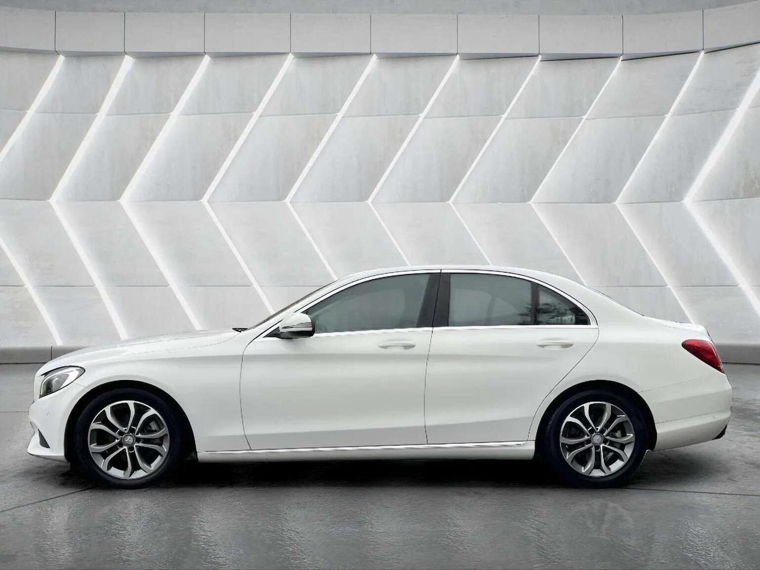 Used Mercedes-Benz C Class 2015 for sale - 76566645: Photo 11