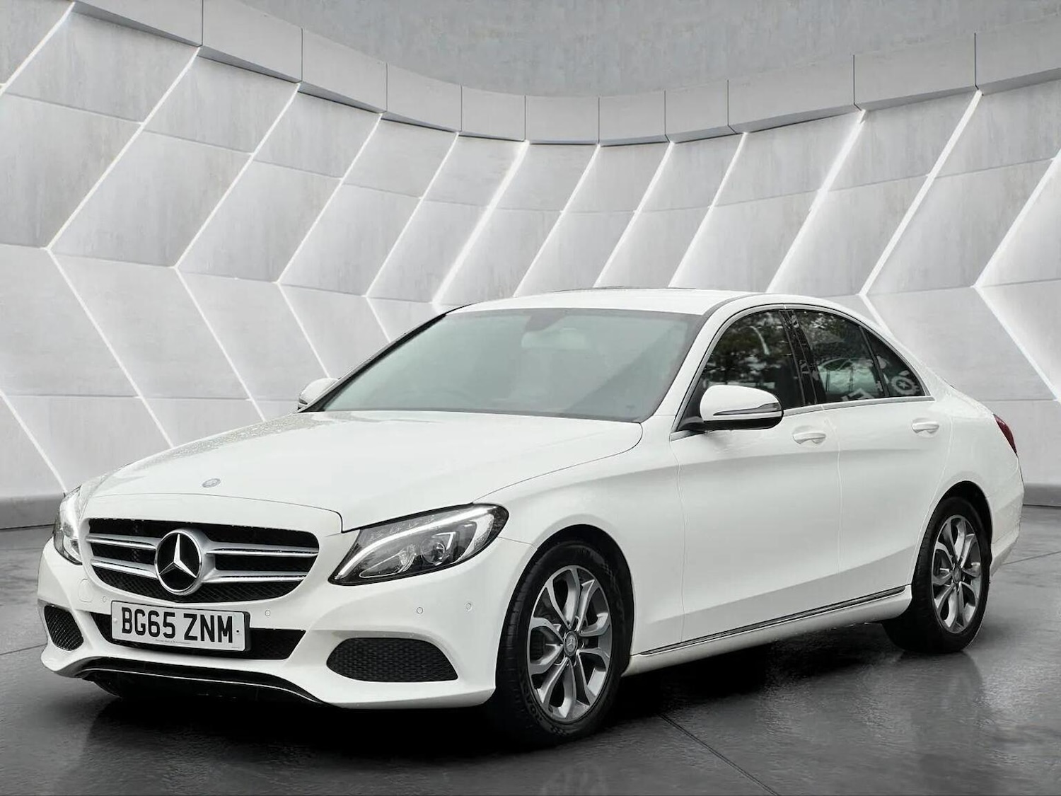 Used Mercedes-Benz C Class 2015 for sale - 76566645: Photo 12