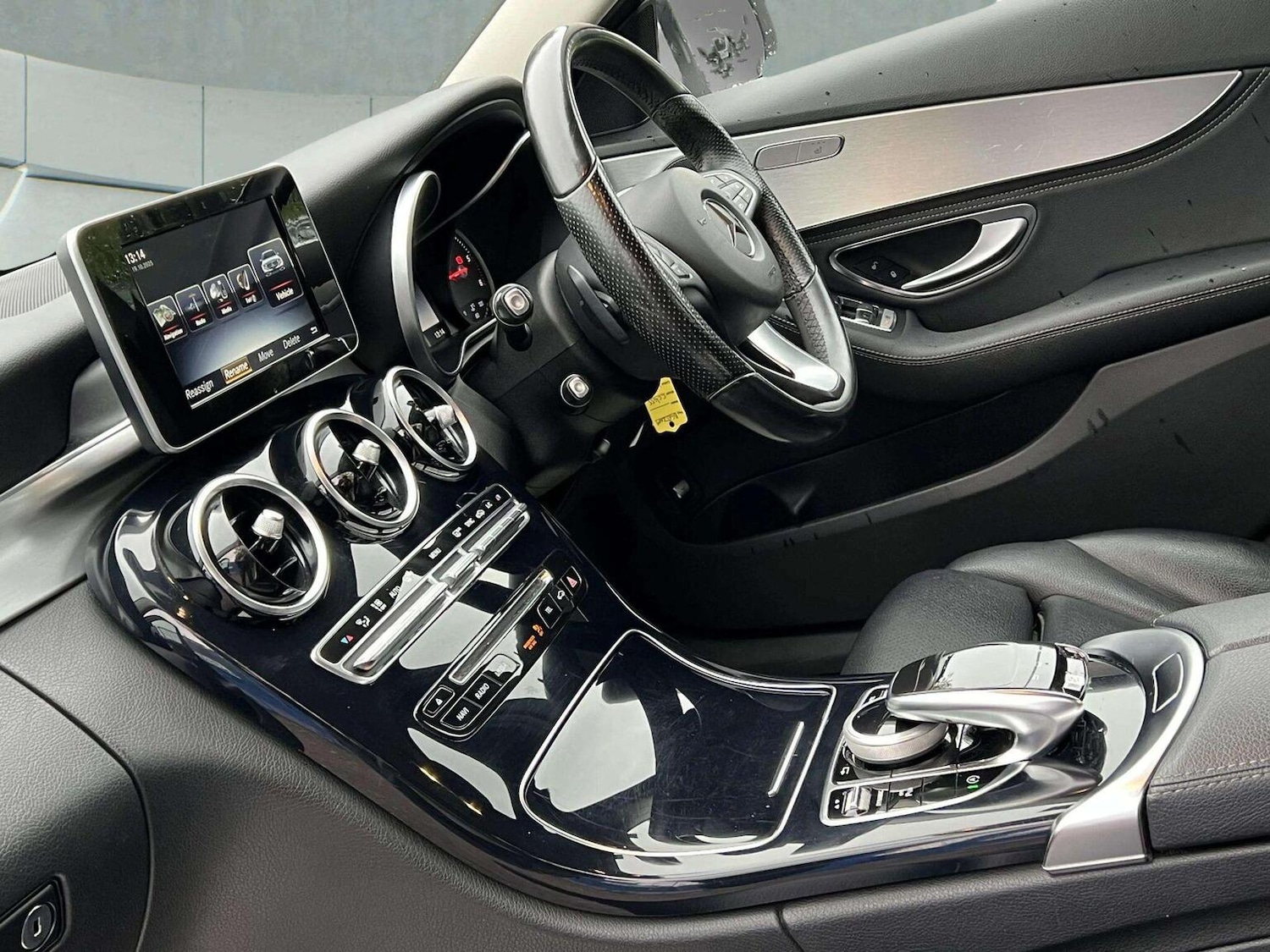 Used Mercedes-Benz C Class 2015 for sale - 76566645: Photo 36