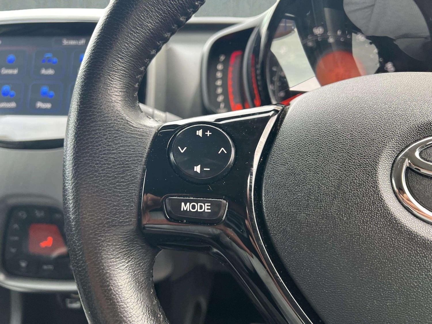 Used Toyota AYGO 2019 for sale - 76598456: Photo 24