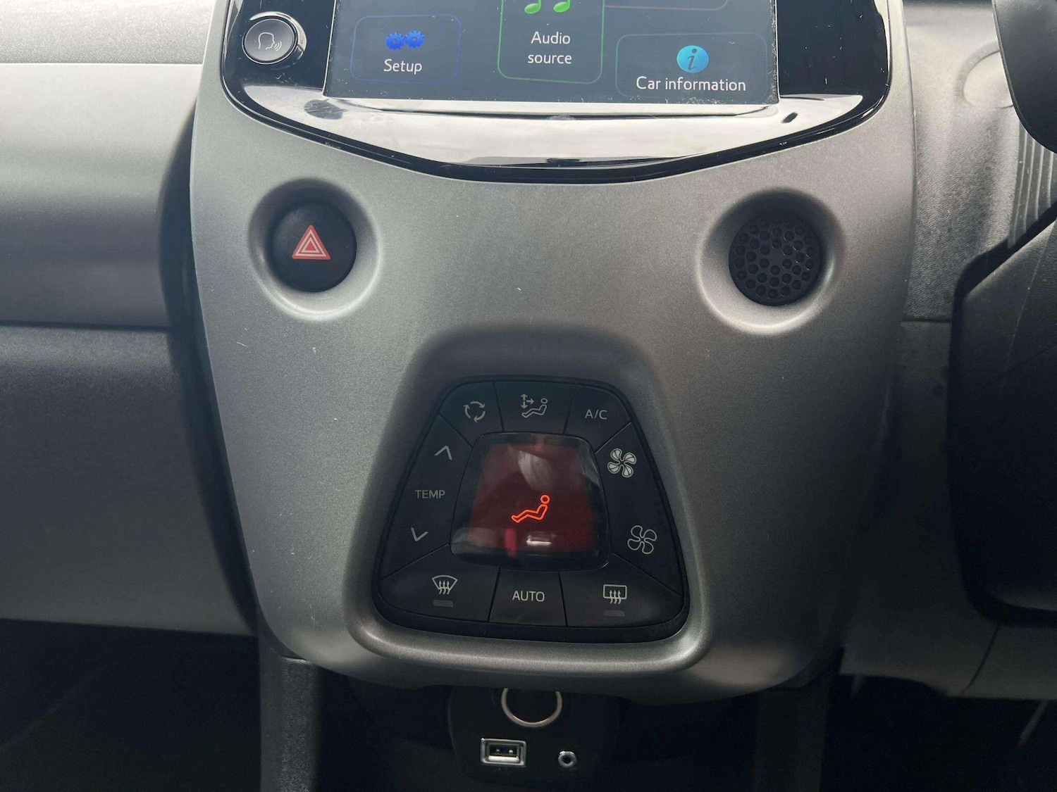 Used Toyota AYGO 2019 for sale - 76598456: Photo 30