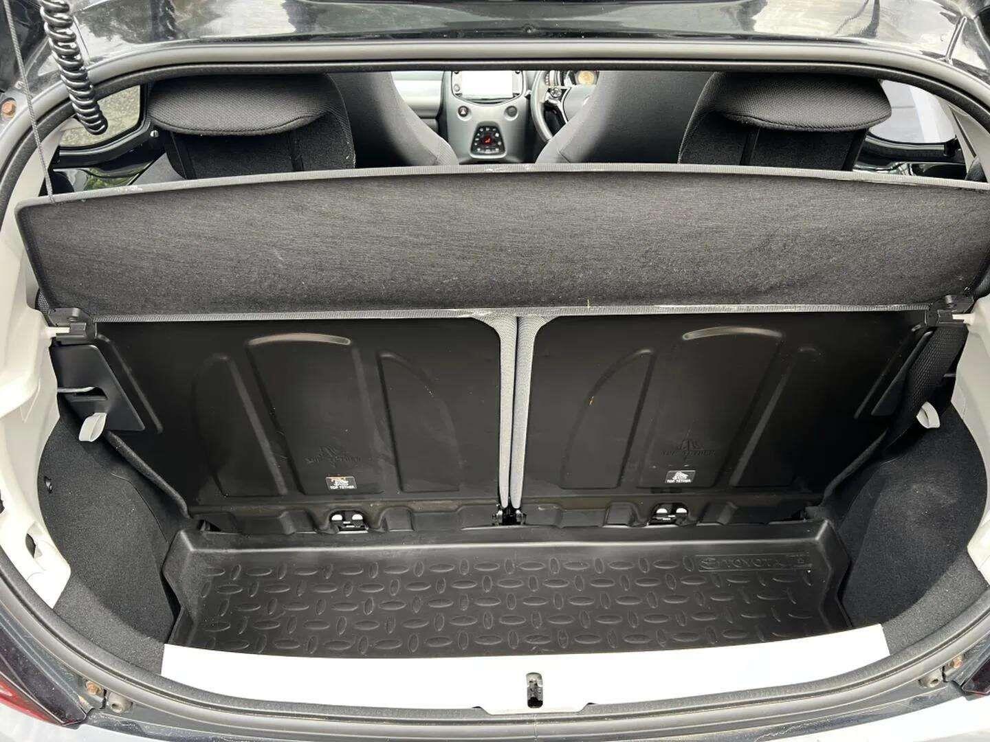 Used Toyota AYGO 2019 for sale - 76598456: Photo 50