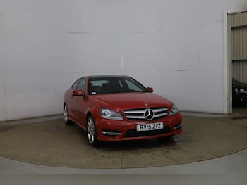 Used Mercedes-Benz C Class 2015 for sale - 77120124: Photo