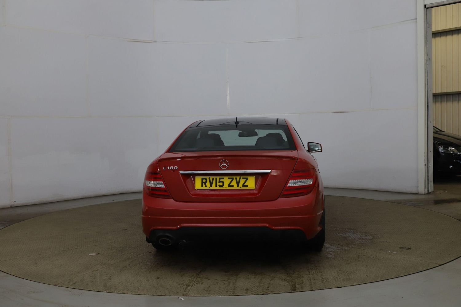 Used Mercedes-Benz C Class 2015 for sale - 77120124: Photo 4