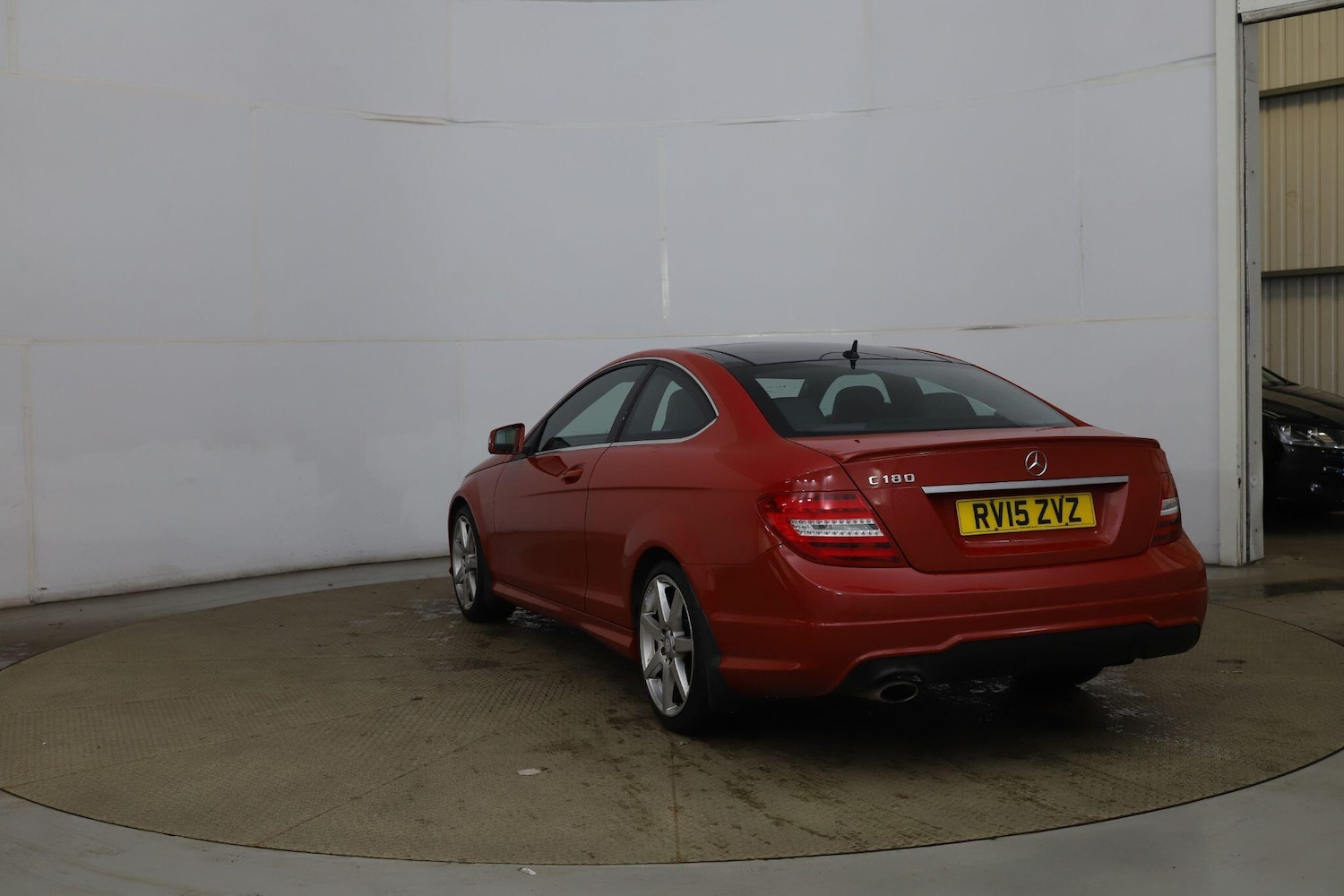 Used Mercedes-Benz C Class 2015 for sale - 77120124: Photo 5