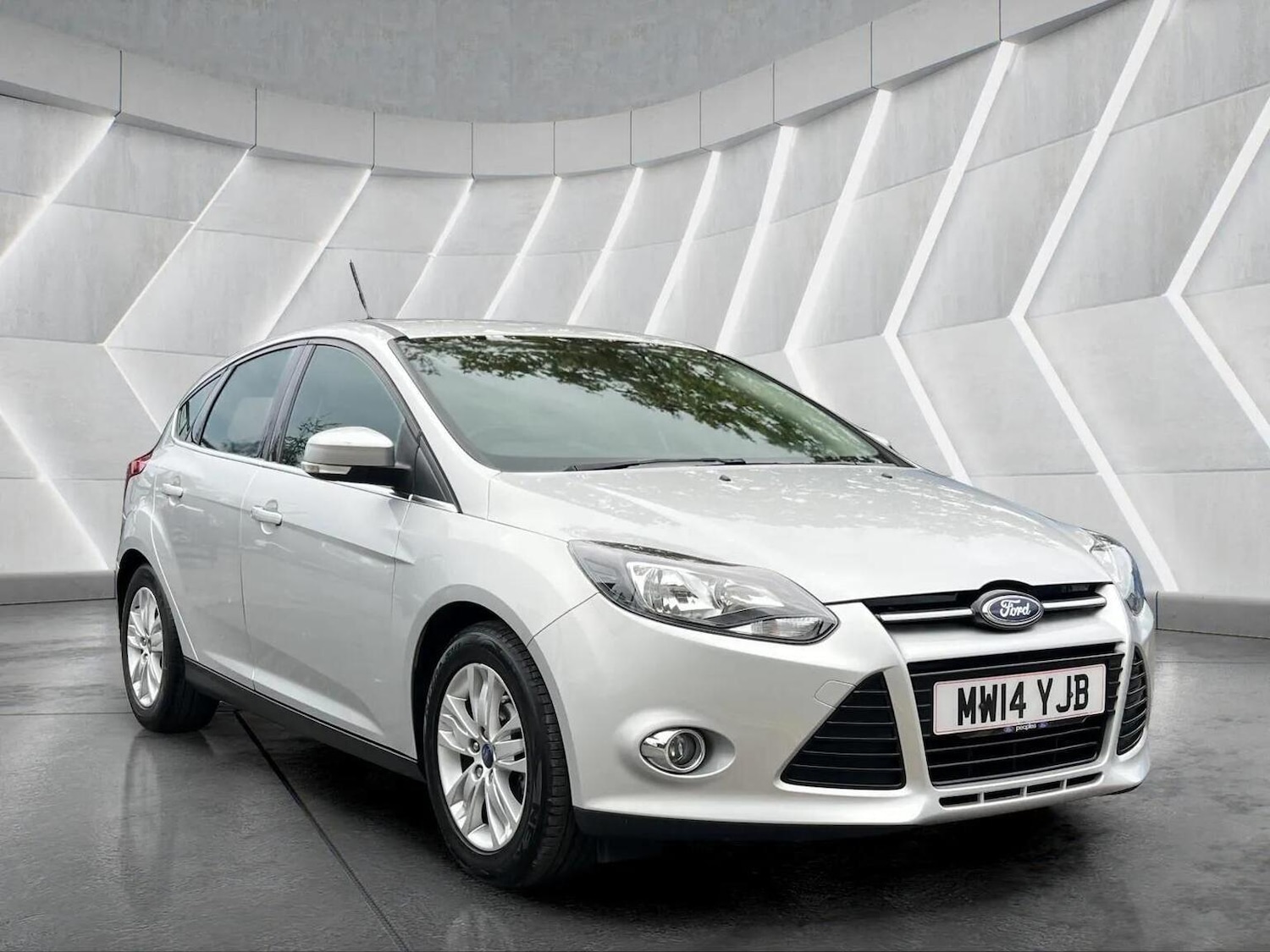 Used Ford Focus 2014 for sale - 76566644: Photo 3