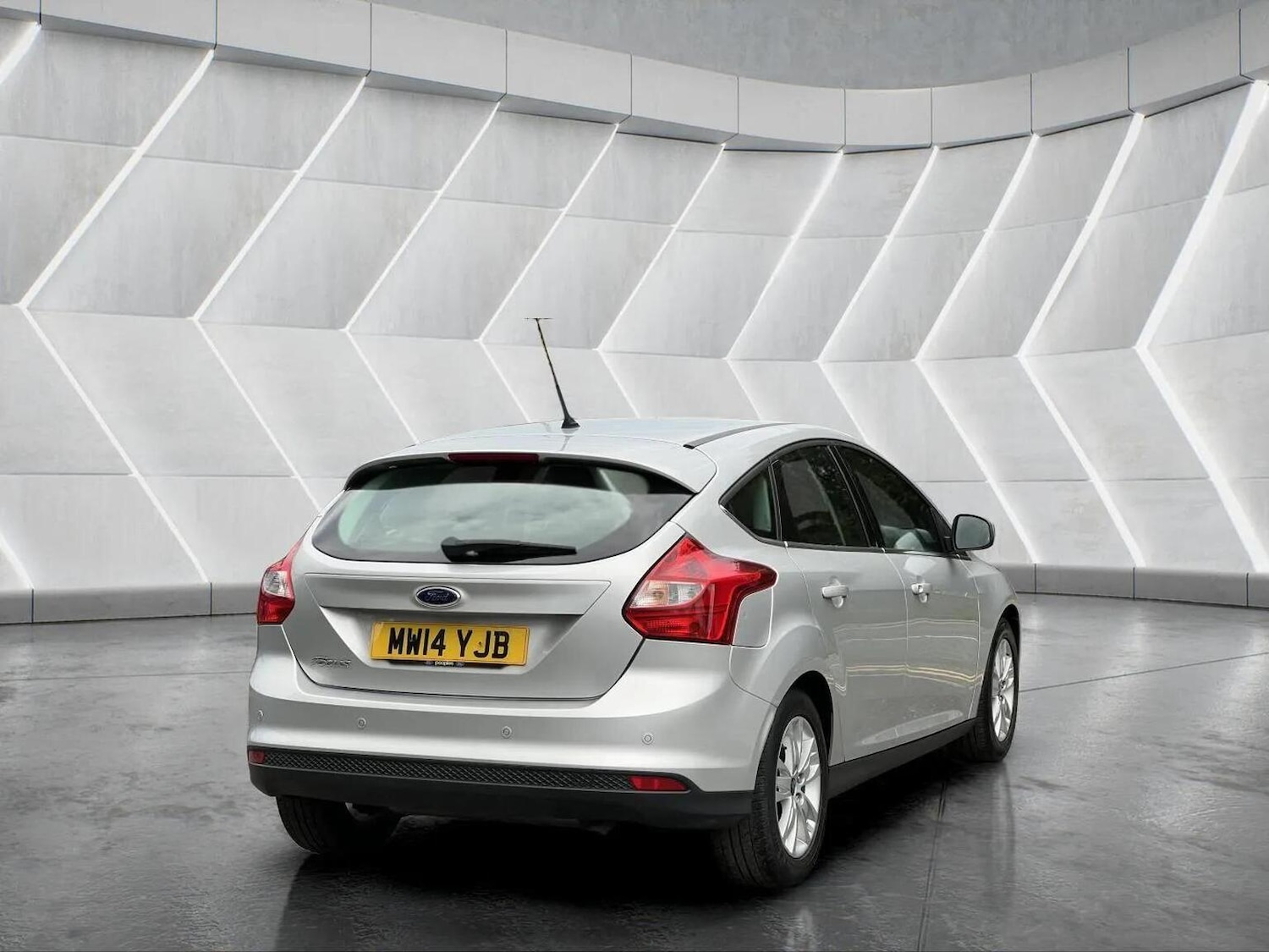 Used Ford Focus 2014 for sale - 76566644: Photo 6