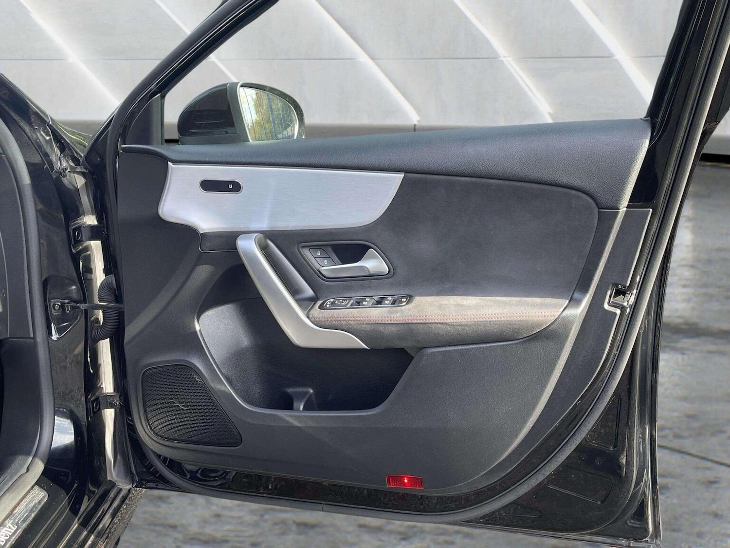 Used Mercedes-Benz A-Class 2018 for sale - 76566619: Photo 17