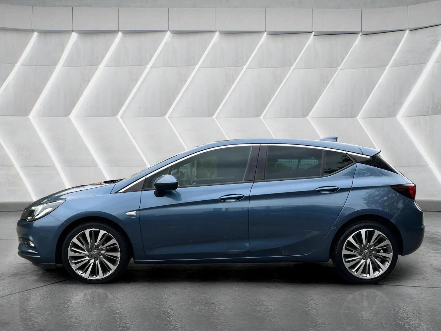 Used Vauxhall Astra 2017 for sale - 76566664: Photo 10