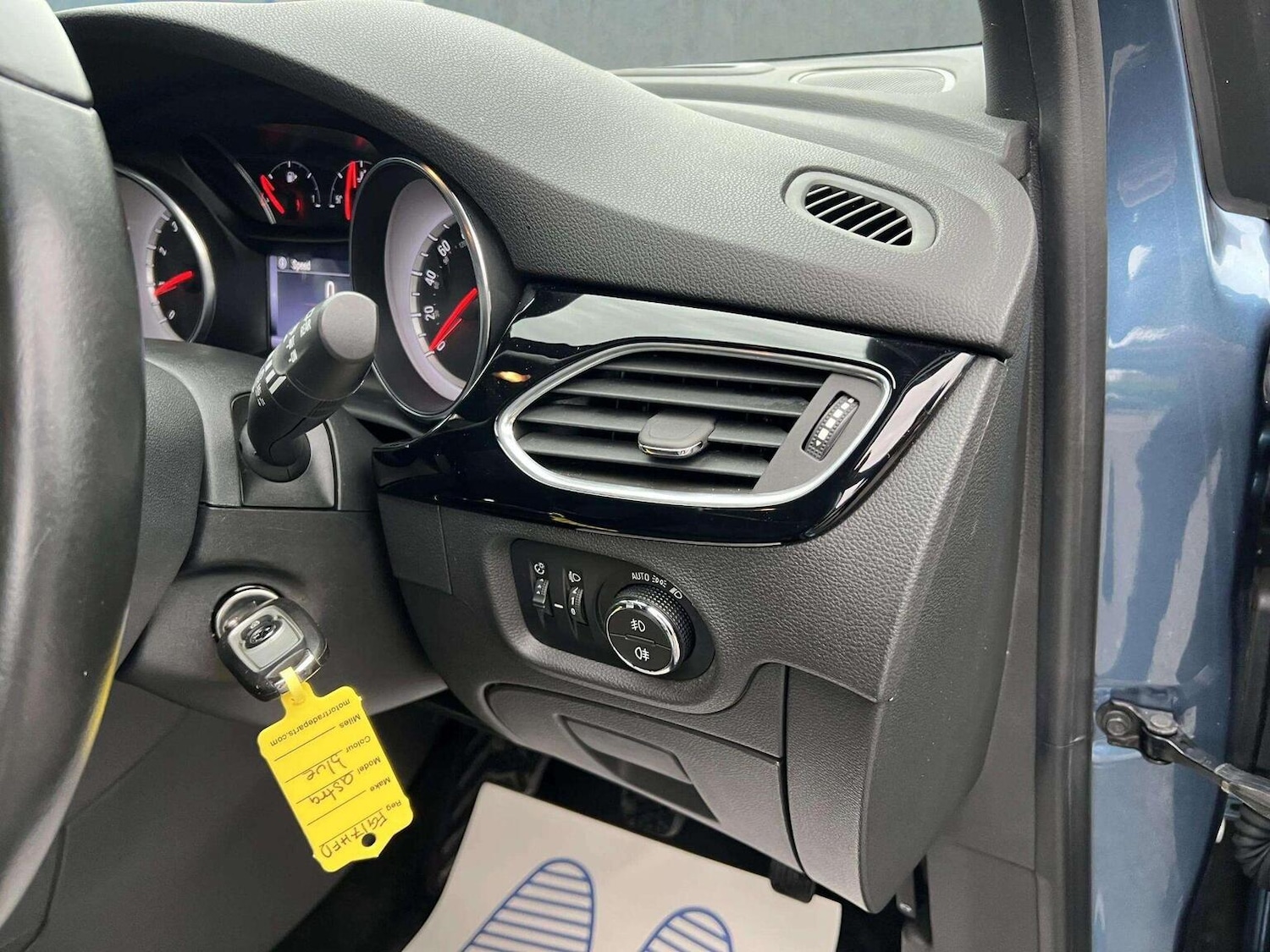 Used Vauxhall Astra 2017 for sale - 76566664: Photo 17