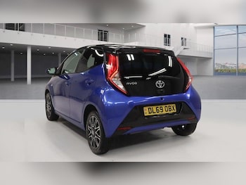 Used Toyota AYGO 2020 for sale - 76780902: Photo