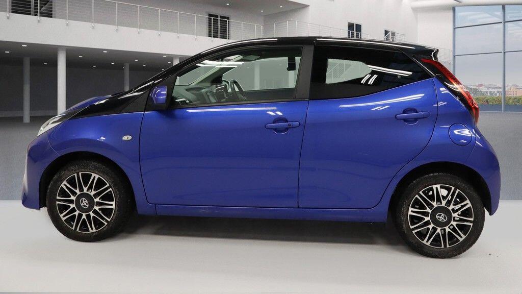 Used Toyota AYGO 2020 for sale - 76780902: Photo 6