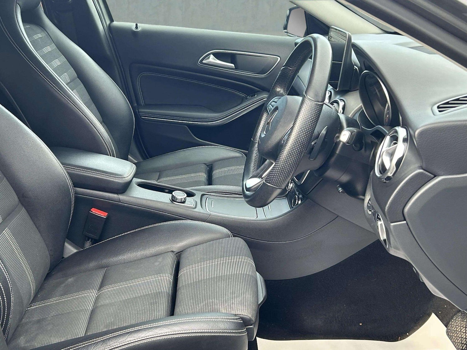 Used Mercedes-Benz GLA 2019 for sale - 76598486: Photo 18