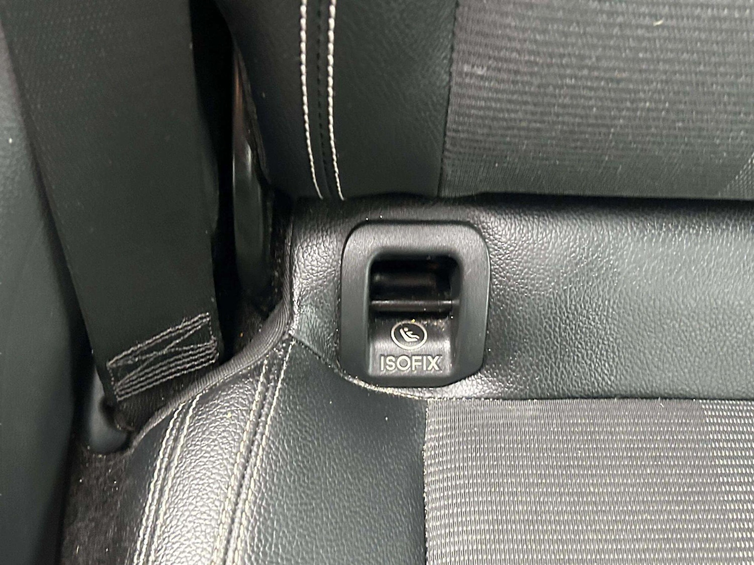 Used Mercedes-Benz GLA 2019 for sale - 76598486: Photo 40