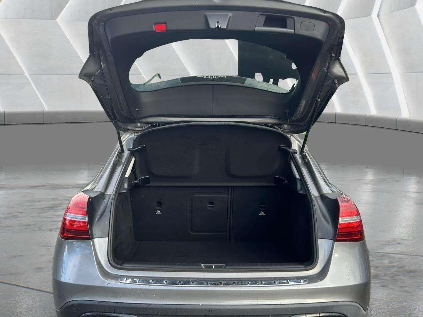 Used Mercedes-Benz GLA 2019 for sale - 76598486: Photo 42