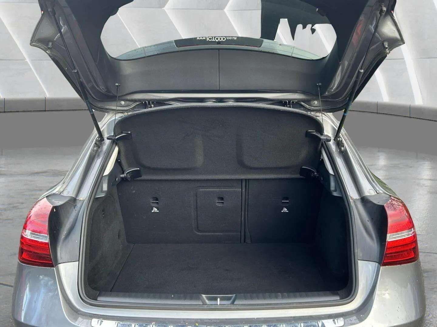 Used Mercedes-Benz GLA 2019 for sale - 76598486: Photo 43