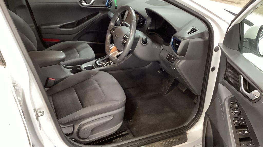 Used Hyundai IONIQ 2018 for sale - 76633854: Photo 11