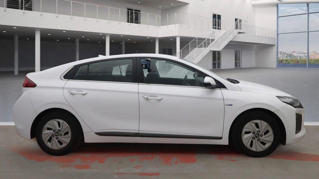 Used Hyundai IONIQ 2018 for sale - 76633854: Photo 5