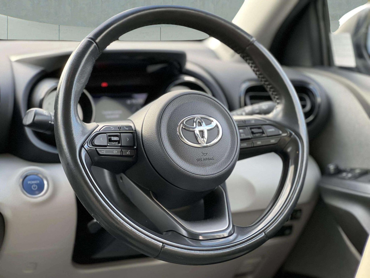 Used Toyota Yaris 2020 for sale - 76598465: Photo 17