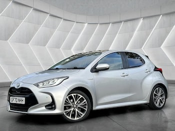 Used Toyota Yaris 2020 for sale - 76598465: Photo