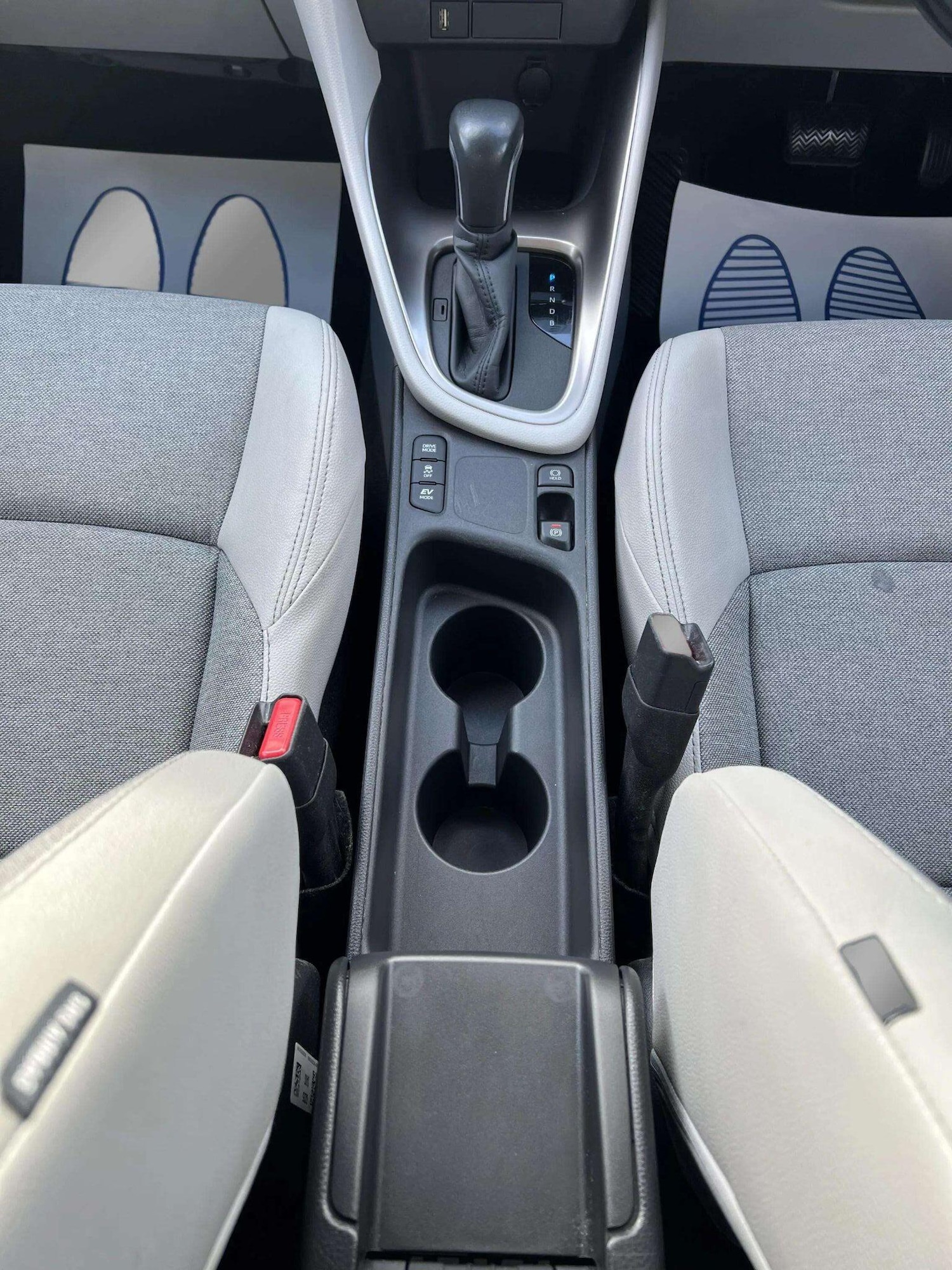 Used Toyota Yaris 2020 for sale - 76598465: Photo 22