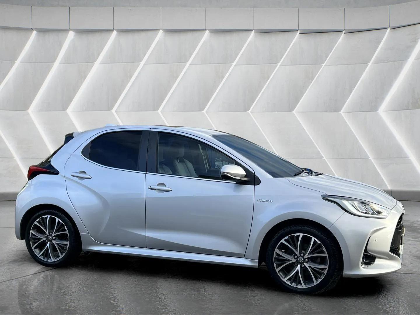 Used Toyota Yaris 2020 for sale - 76598465: Photo 4