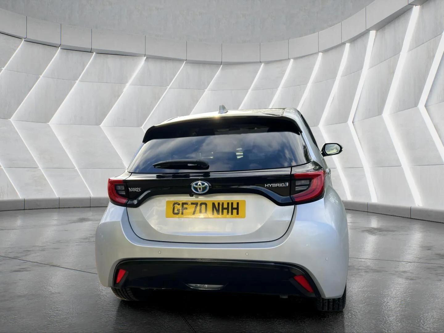 Used Toyota Yaris 2020 for sale - 76598465: Photo 7