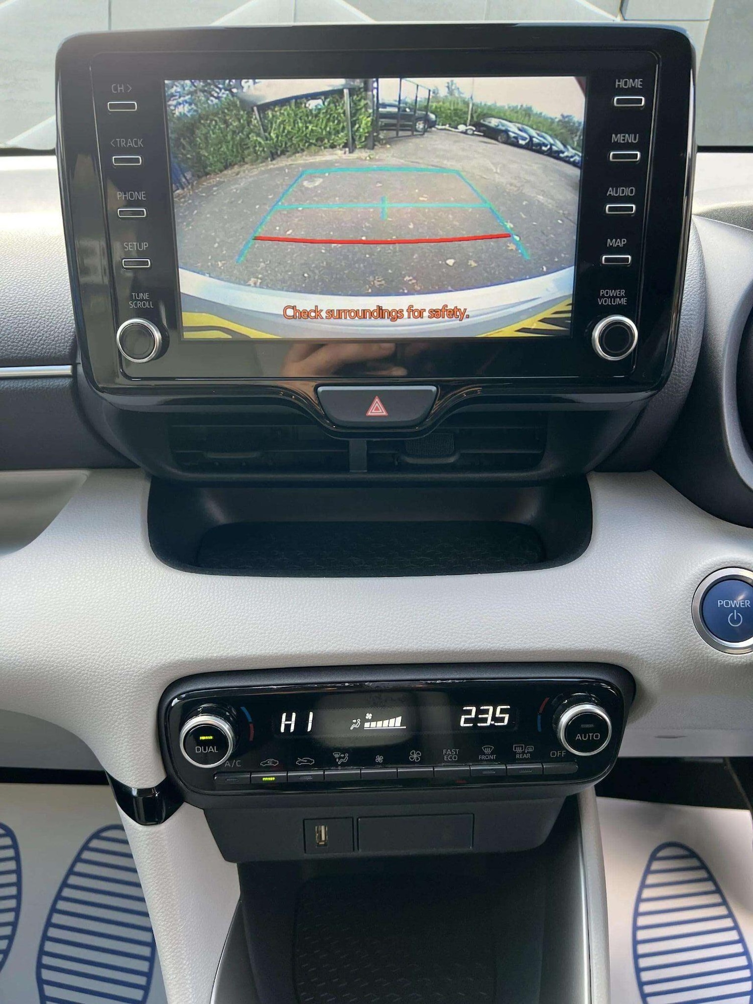 Used Toyota Yaris 2020 for sale - 76598465: Photo 71