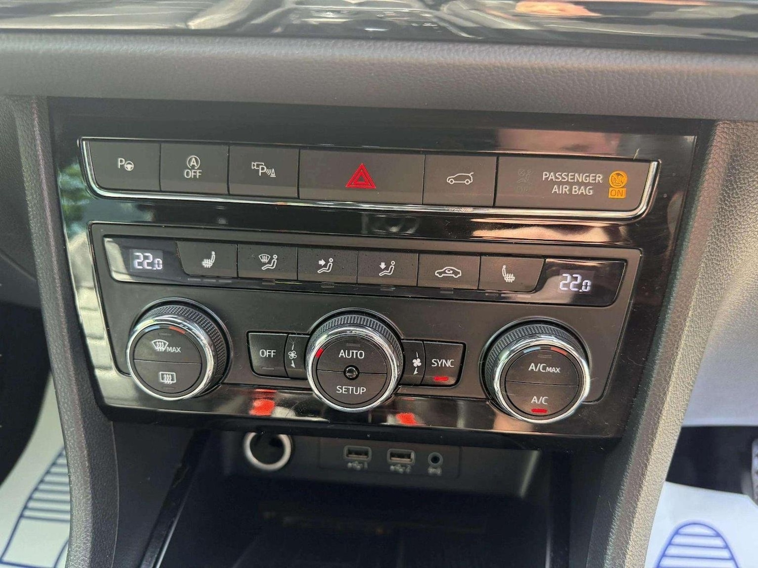 Vehicle 33