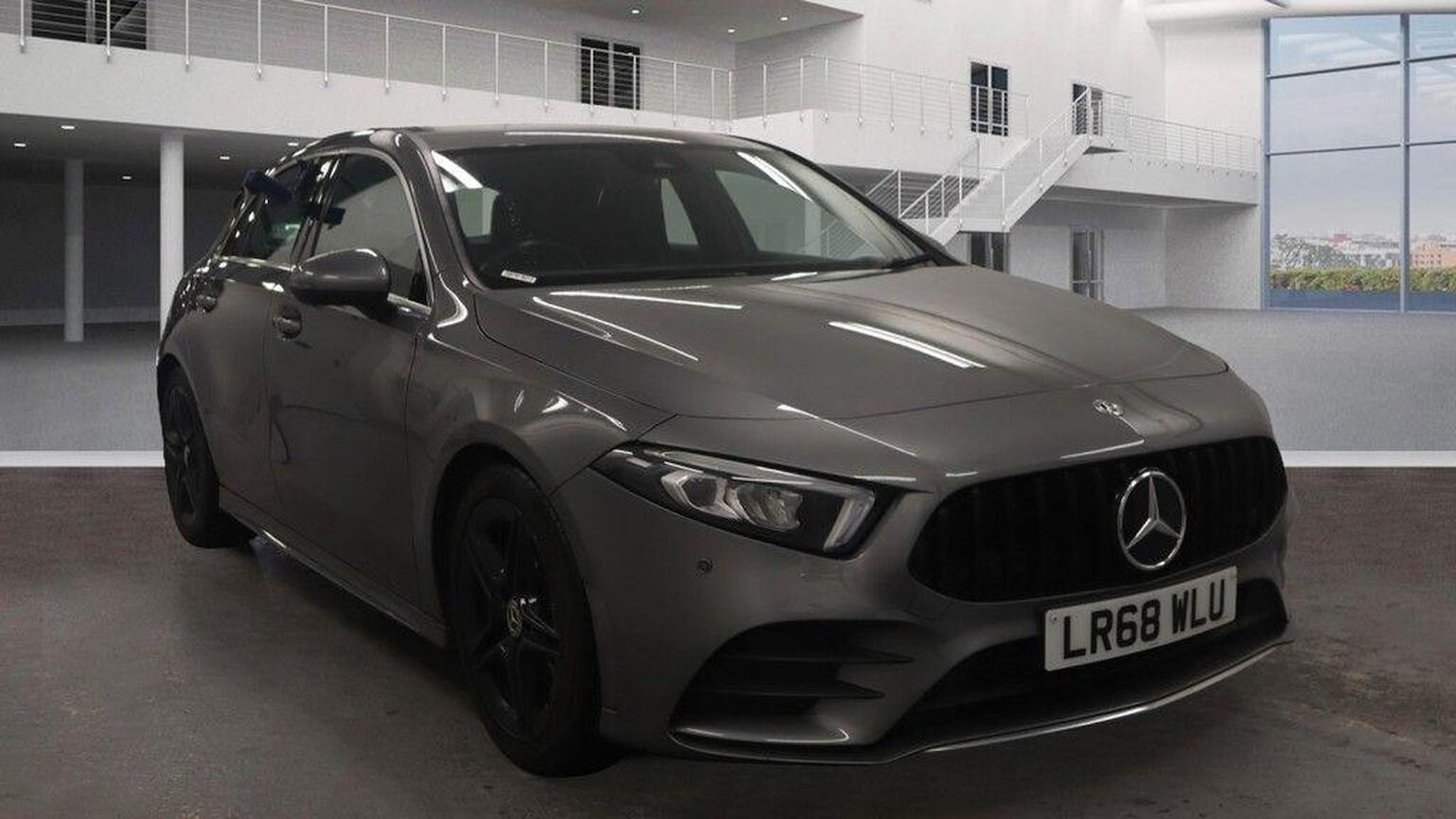 Used Mercedes-Benz A-Class 2018 for sale - 76566643: Photo 1