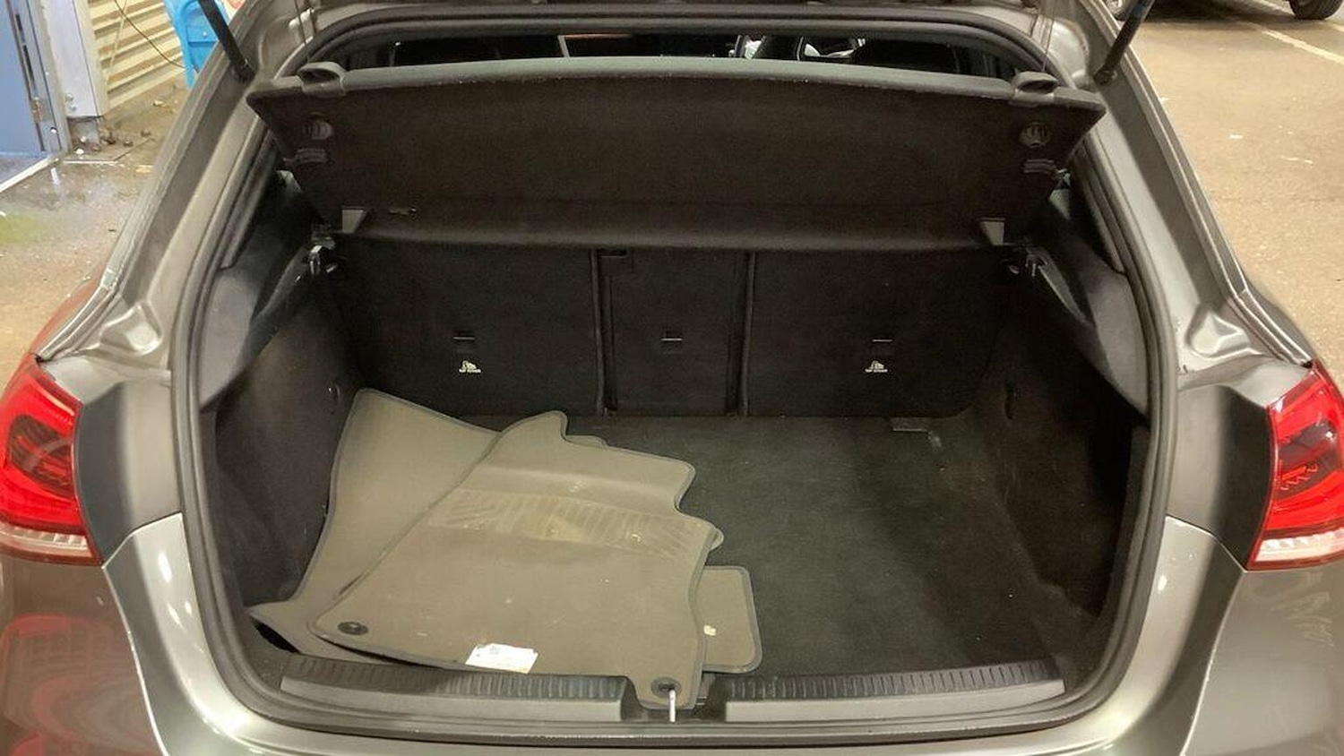 Used Mercedes-Benz A-Class 2018 for sale - 76566643: Photo 11