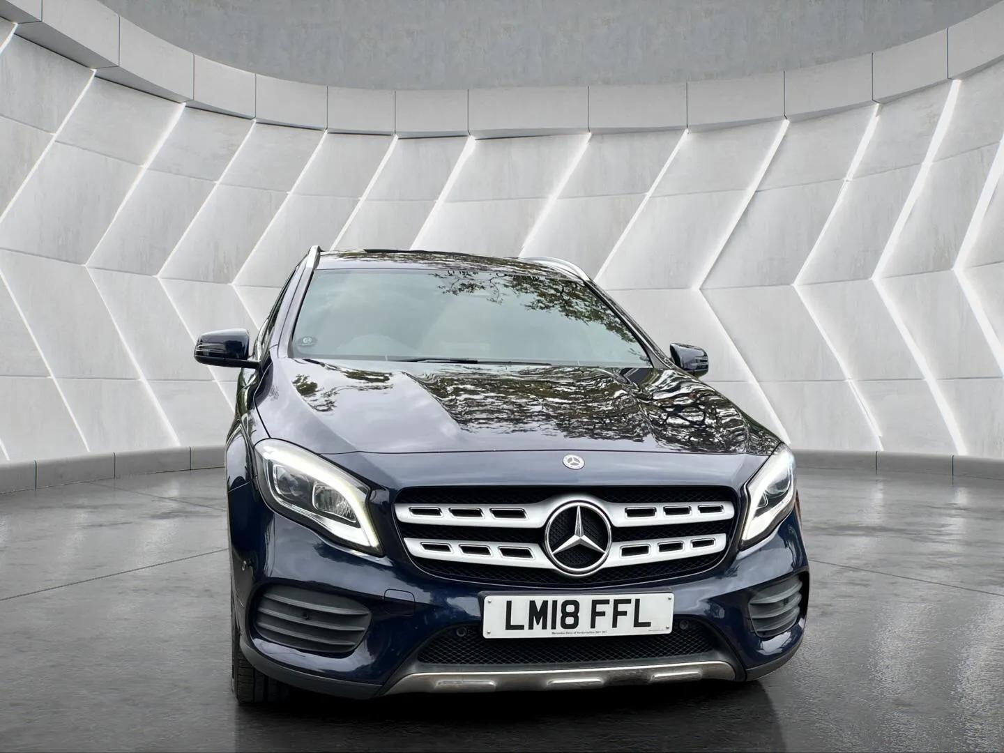 Used Mercedes-Benz GLA 2018 for sale - 76598479: Photo 2