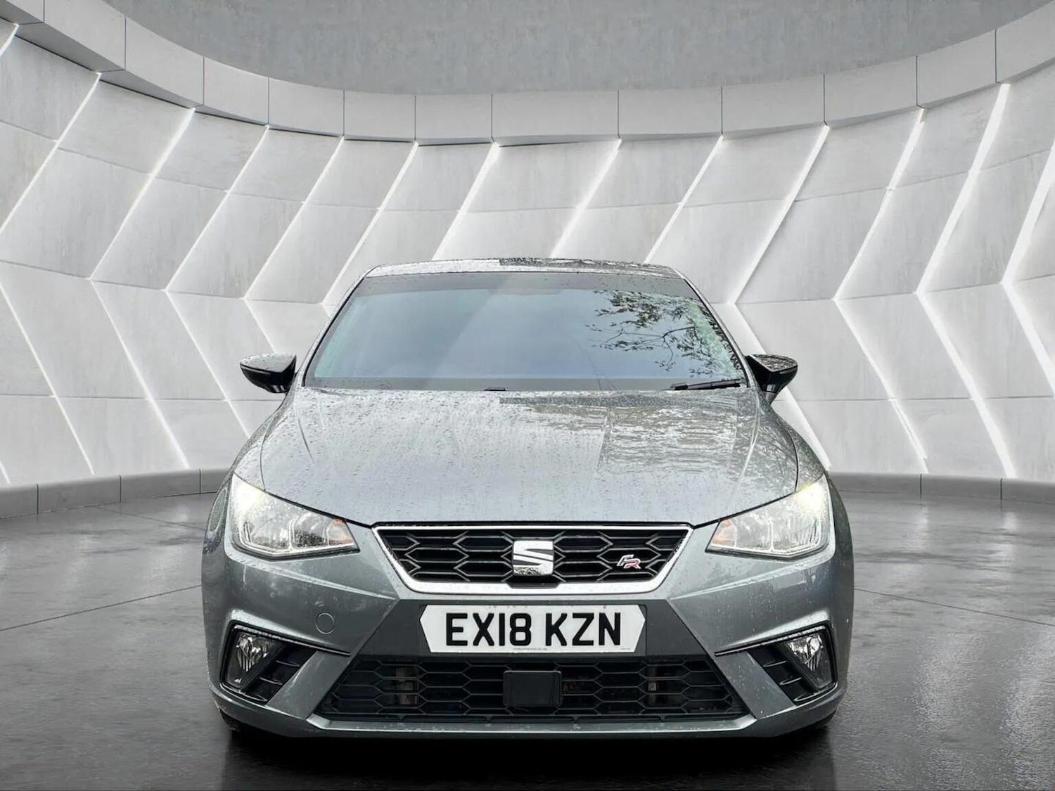 Used SEAT Ibiza 2018 for sale - 76566639: Photo 2