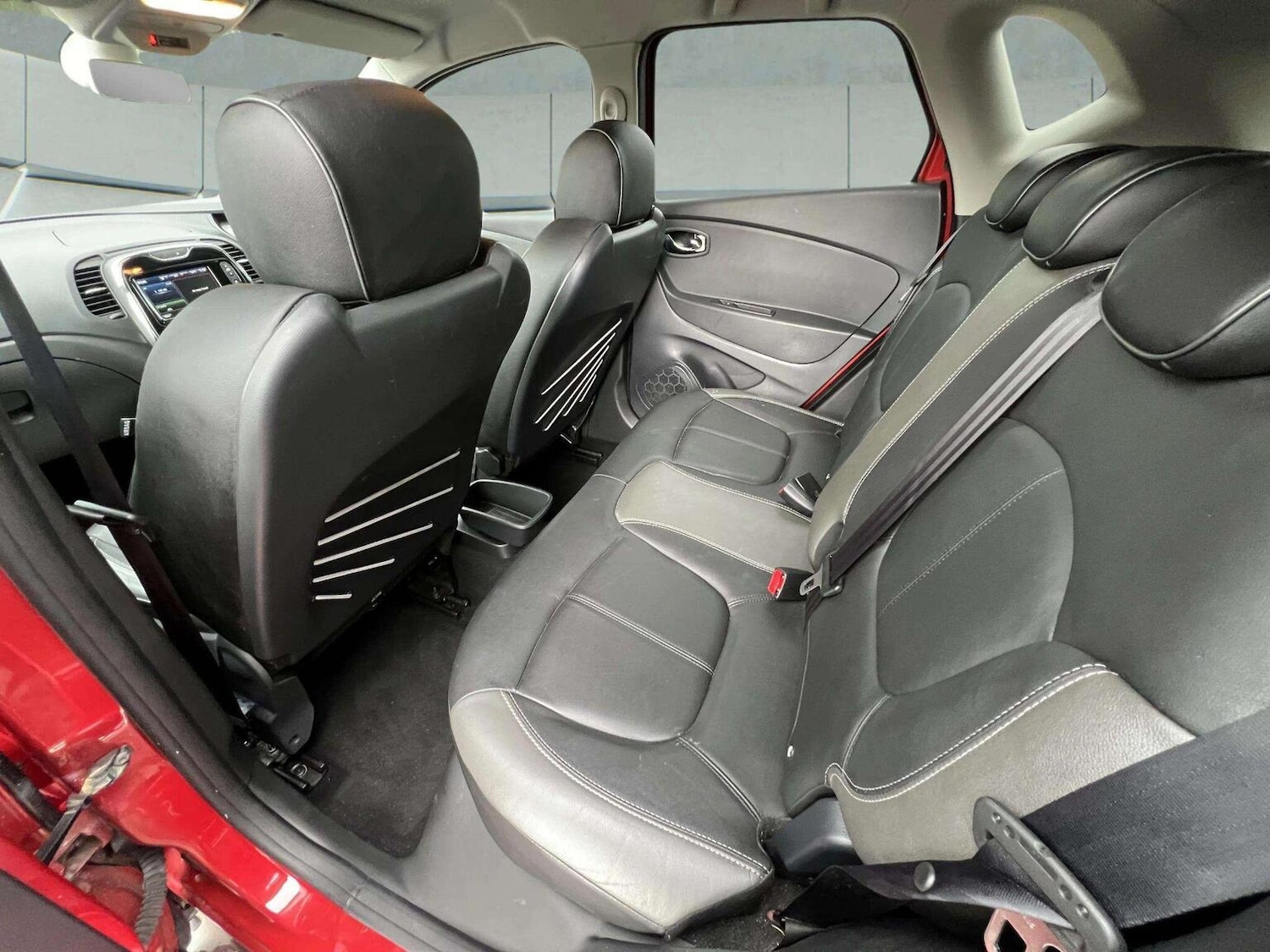 Used Renault Captur 2016 for sale - 76566637: Photo 36