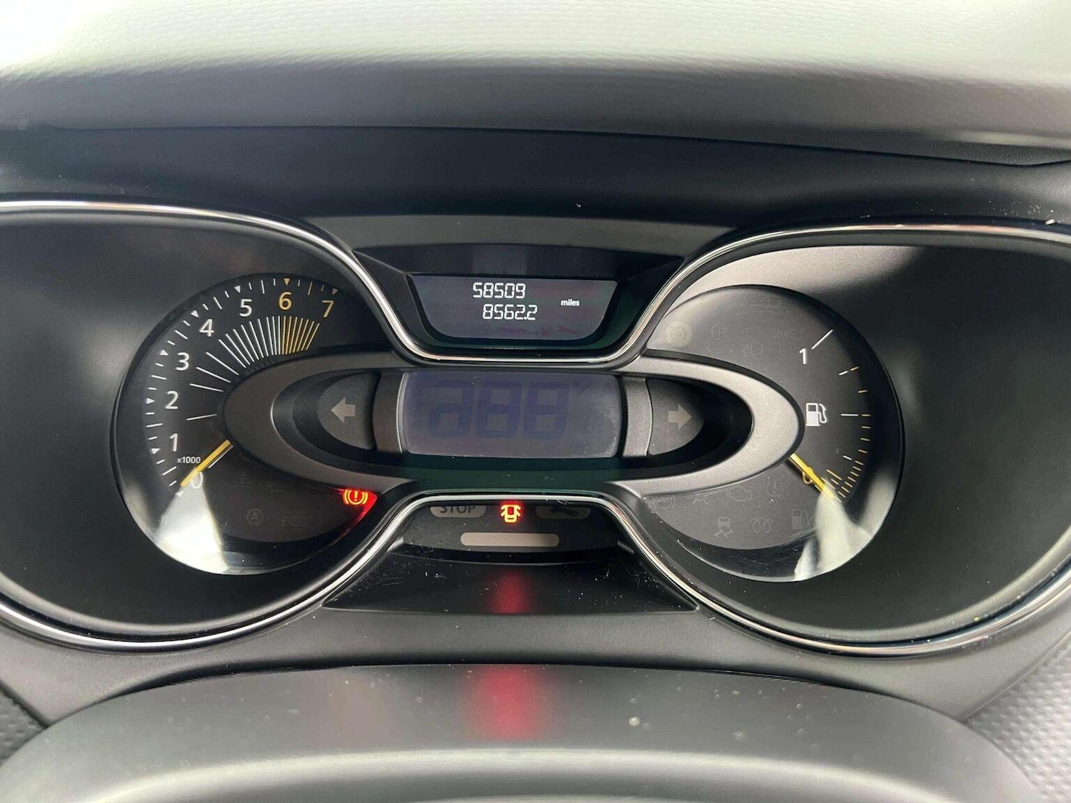 Used Renault Captur 2016 for sale - 76566637: Photo 53