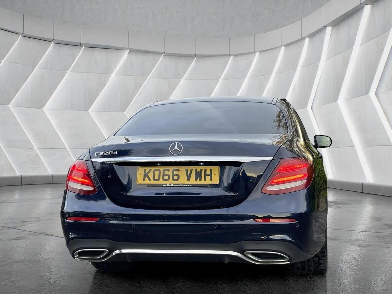 Used Mercedes-Benz E Class 2017 for sale - 76566615: Photo 13