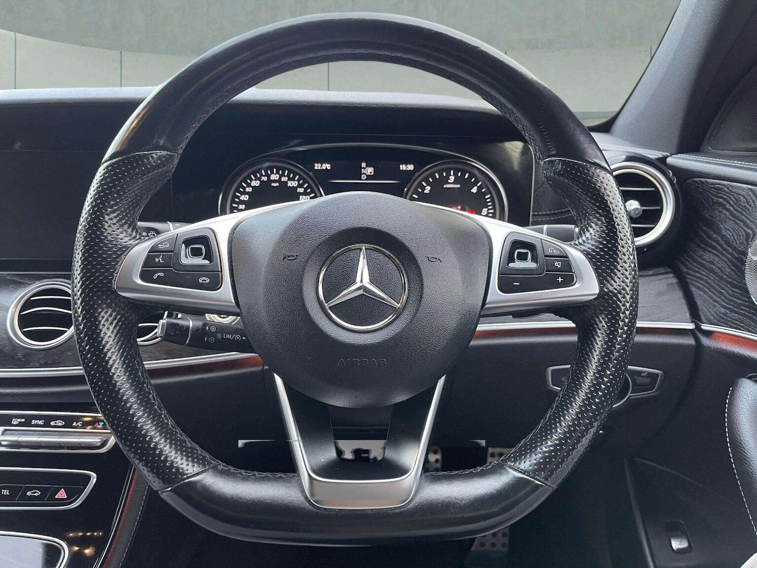 Used Mercedes-Benz E Class 2017 for sale - 76566615: Photo 23