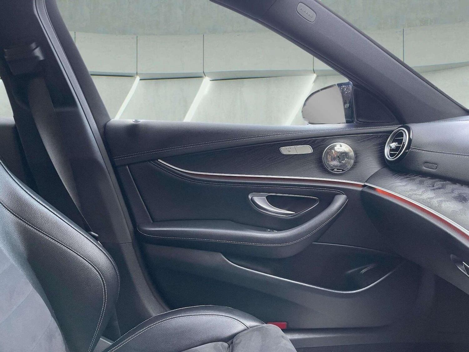 Used Mercedes-Benz E Class 2017 for sale - 76566615: Photo 36