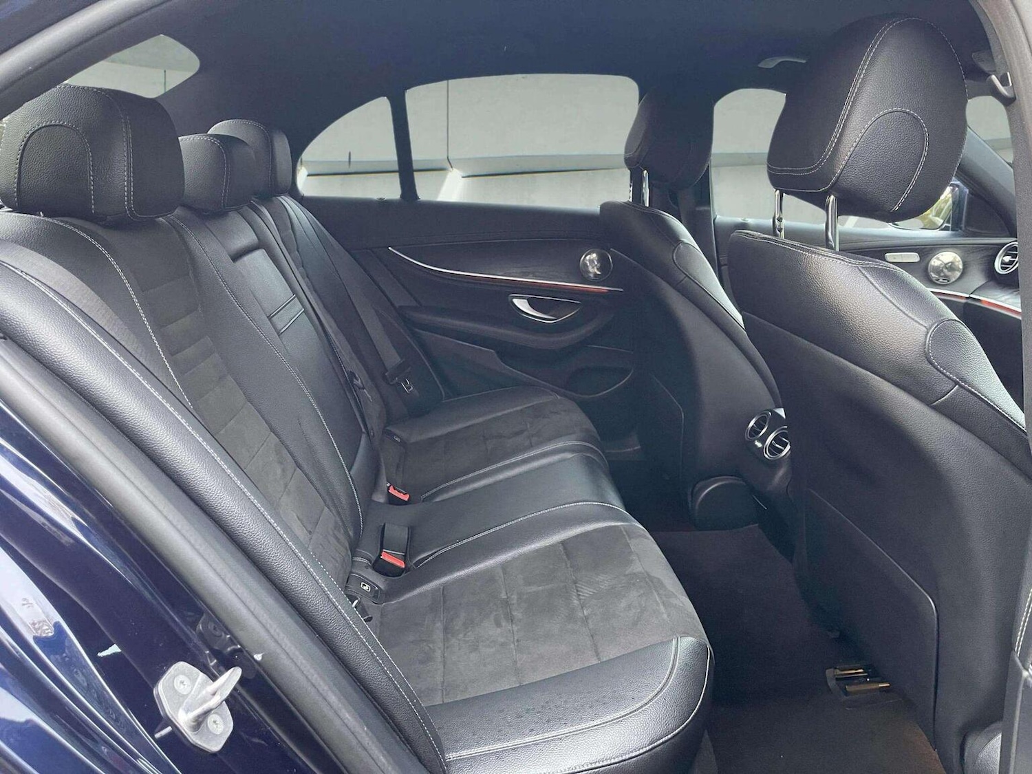 Used Mercedes-Benz E Class 2017 for sale - 76566615: Photo 43