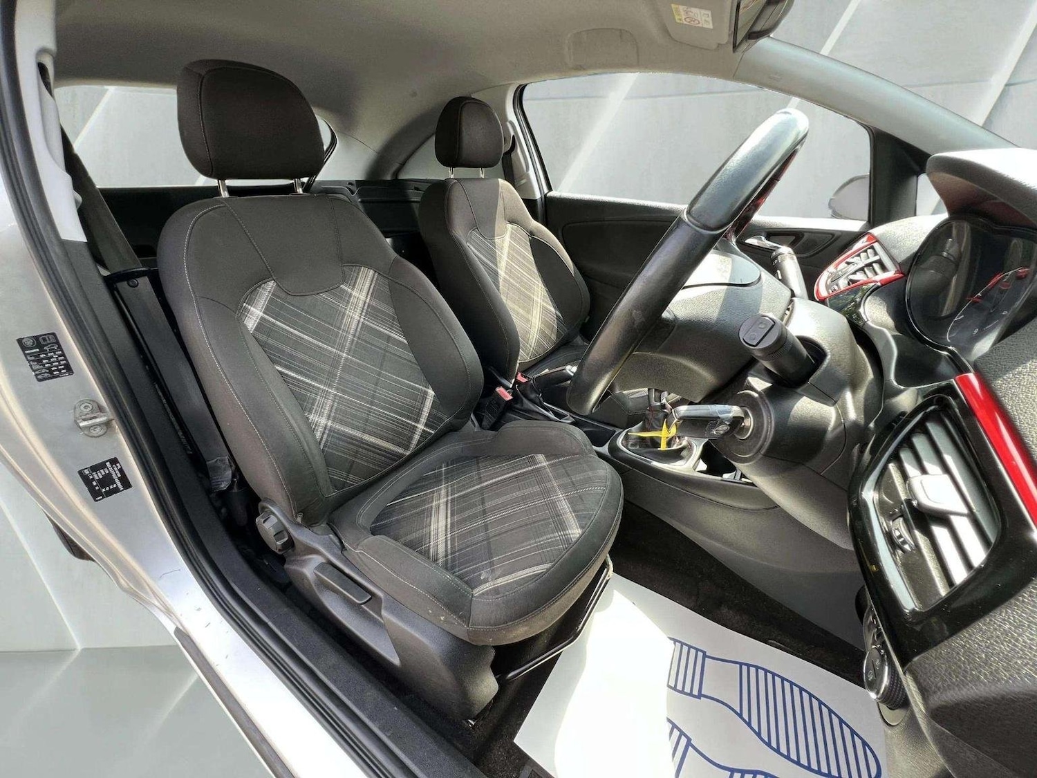 Used Vauxhall Corsa 2015 for sale - 76566614: Photo 22