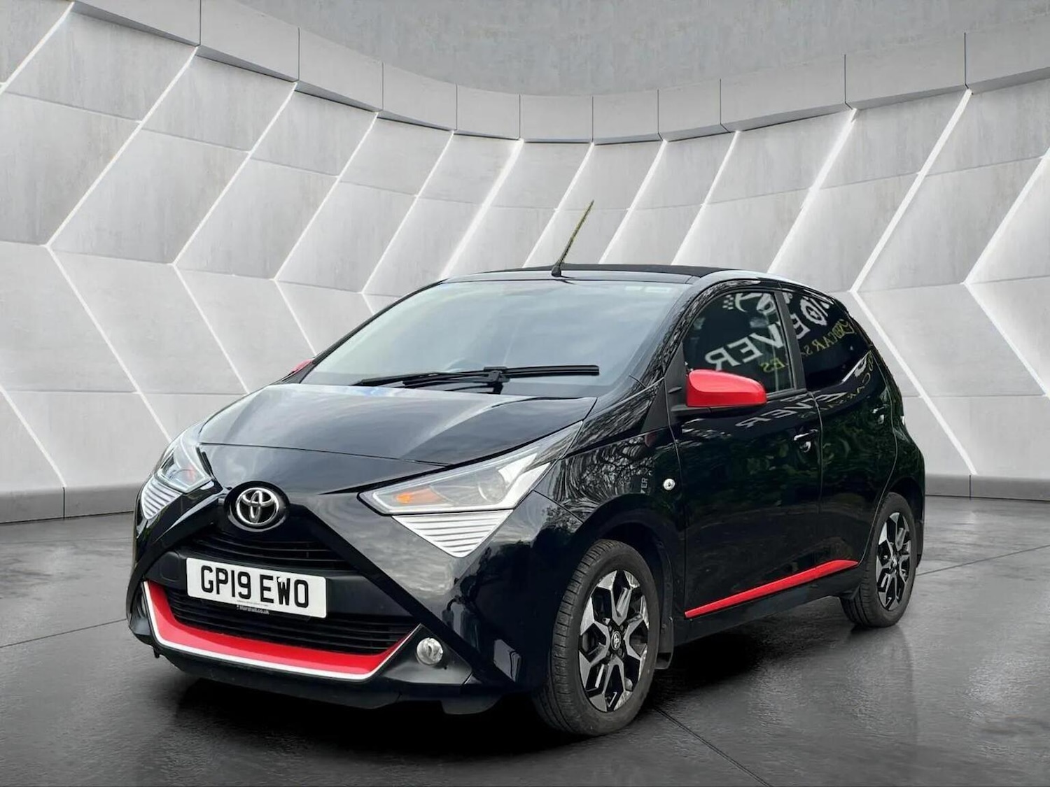 Used Toyota AYGO 2019 for sale - 76566613: Photo 1