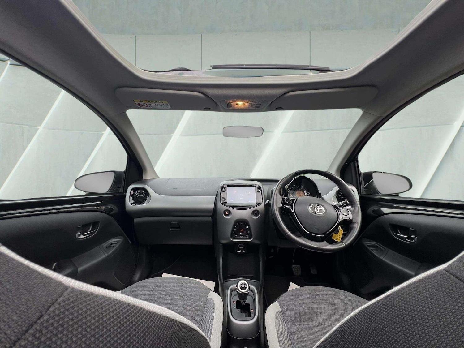 Used Toyota AYGO 2019 for sale - 76566613: Photo 47