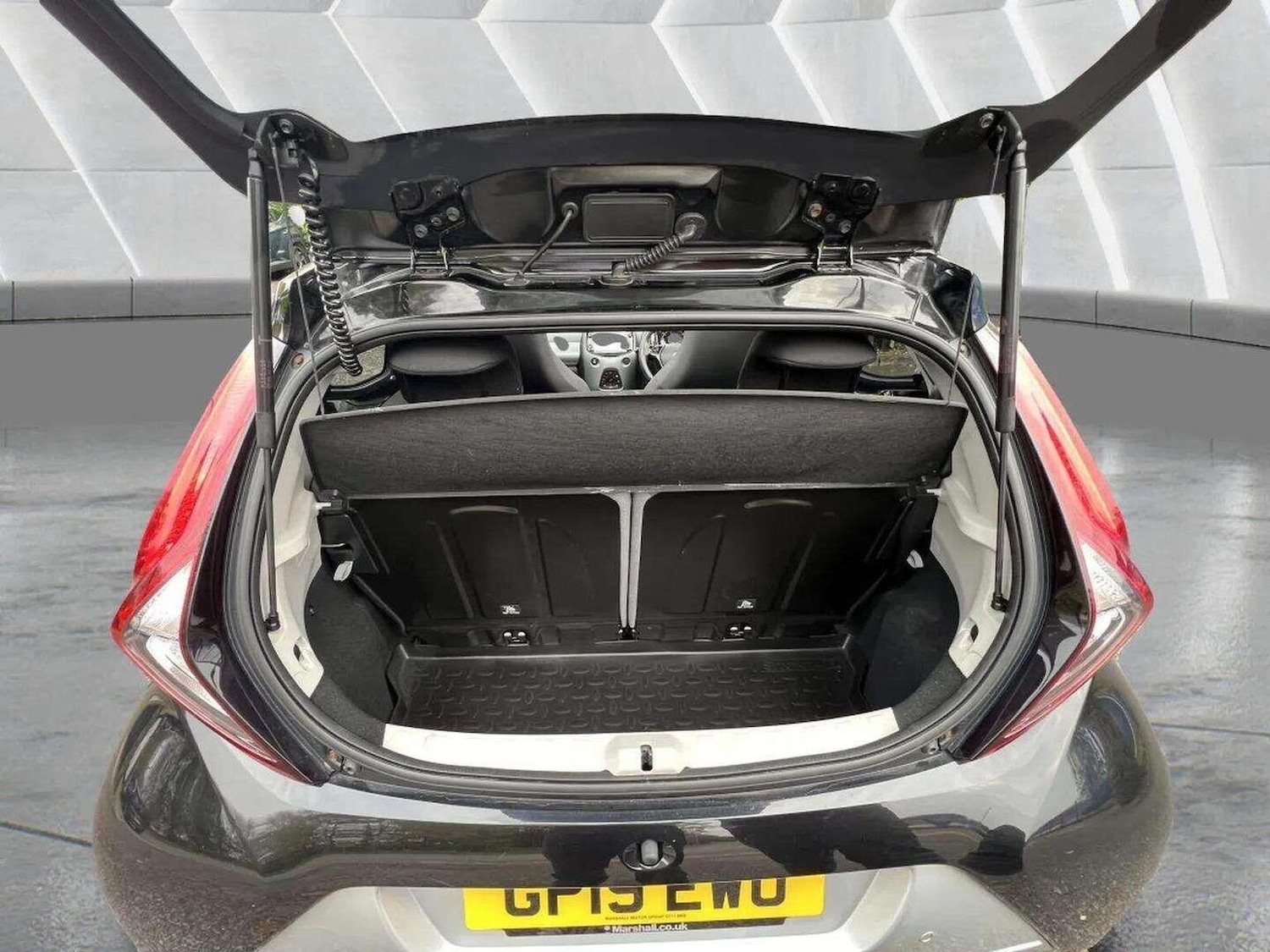 Used Toyota AYGO 2019 for sale - 76566613: Photo 48