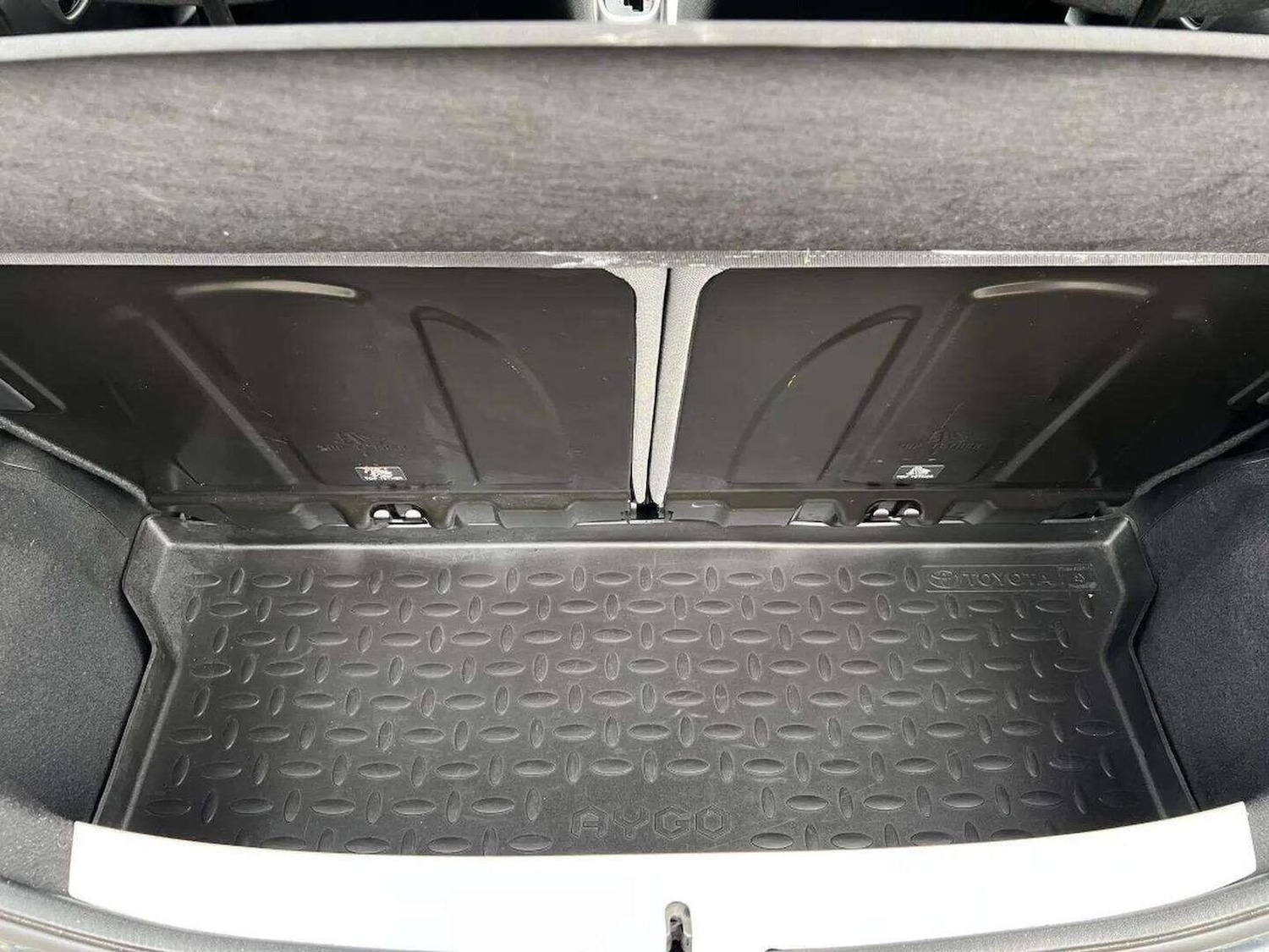 Used Toyota AYGO 2019 for sale - 76566613: Photo 50