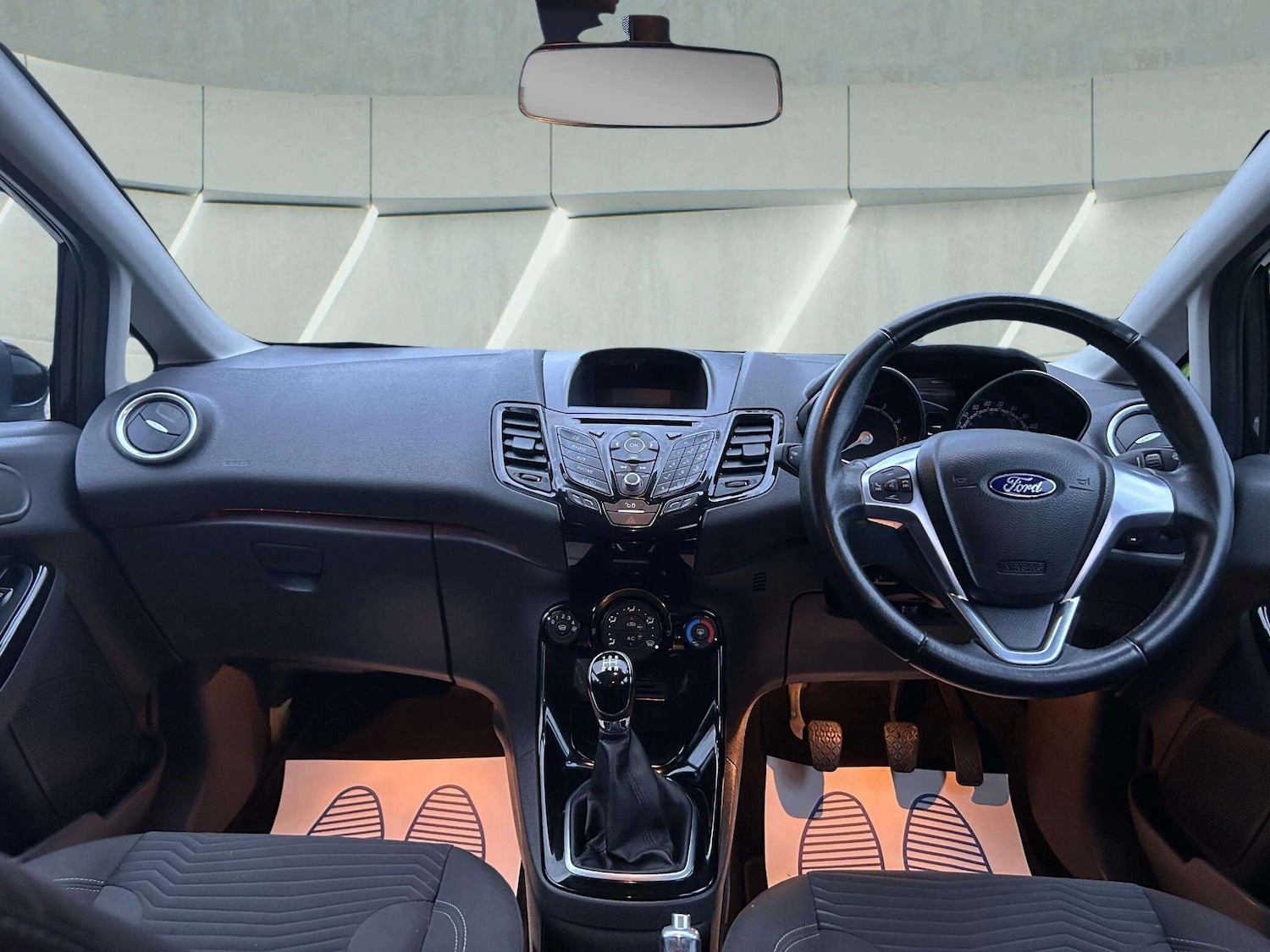 Used Ford Fiesta 2015 for sale - 76598485: Photo 23