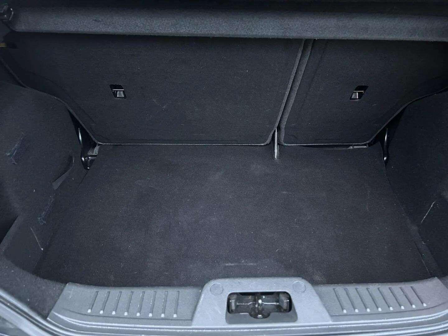 Used Ford Fiesta 2015 for sale - 76598485: Photo 36